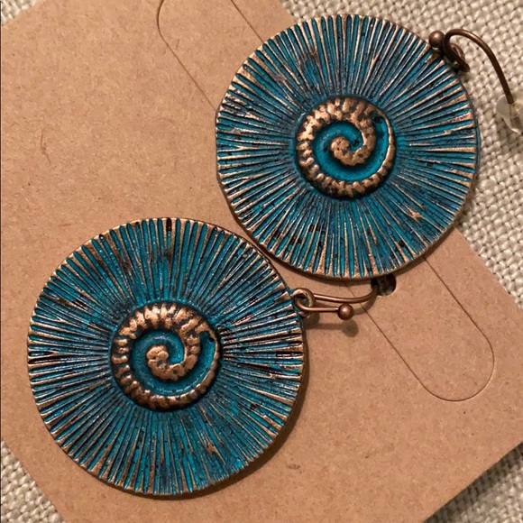 Boho spiral earrings - Picture 3 of 7